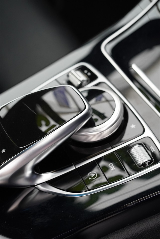 2015 Mercedes-Benz C250